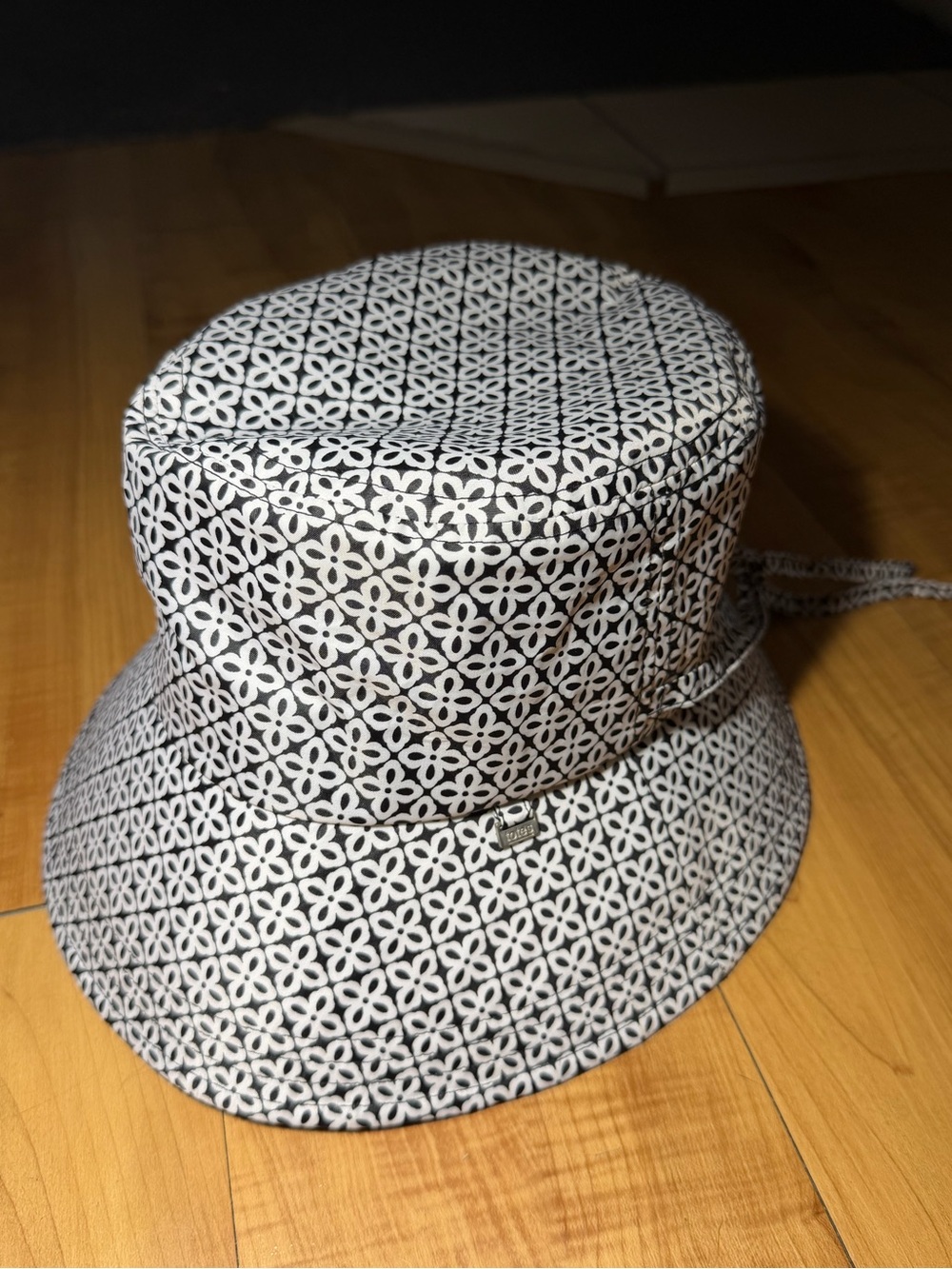 Totes Waterproof Bucket Hat